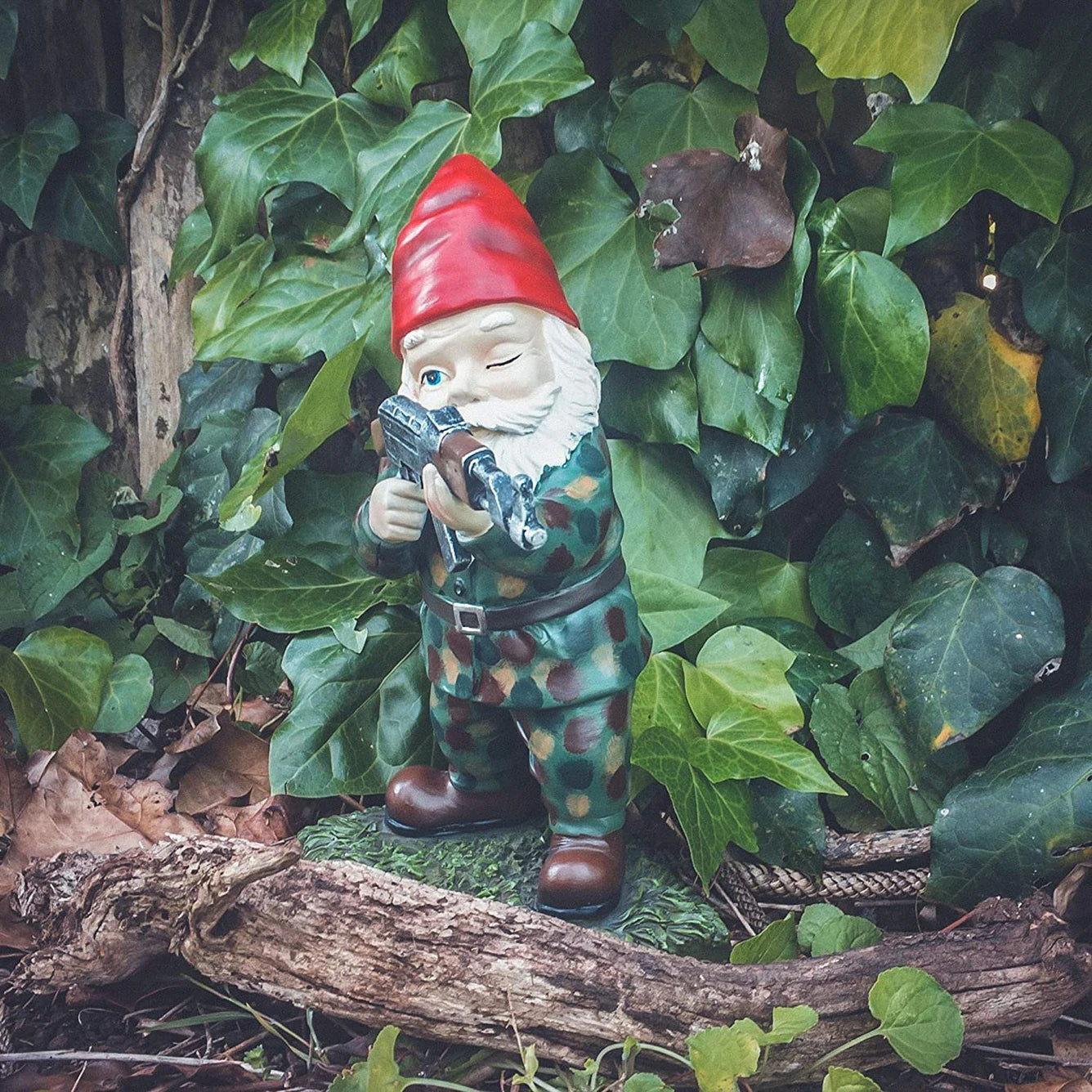 Army Garden Gnome Statue Poptoyc™